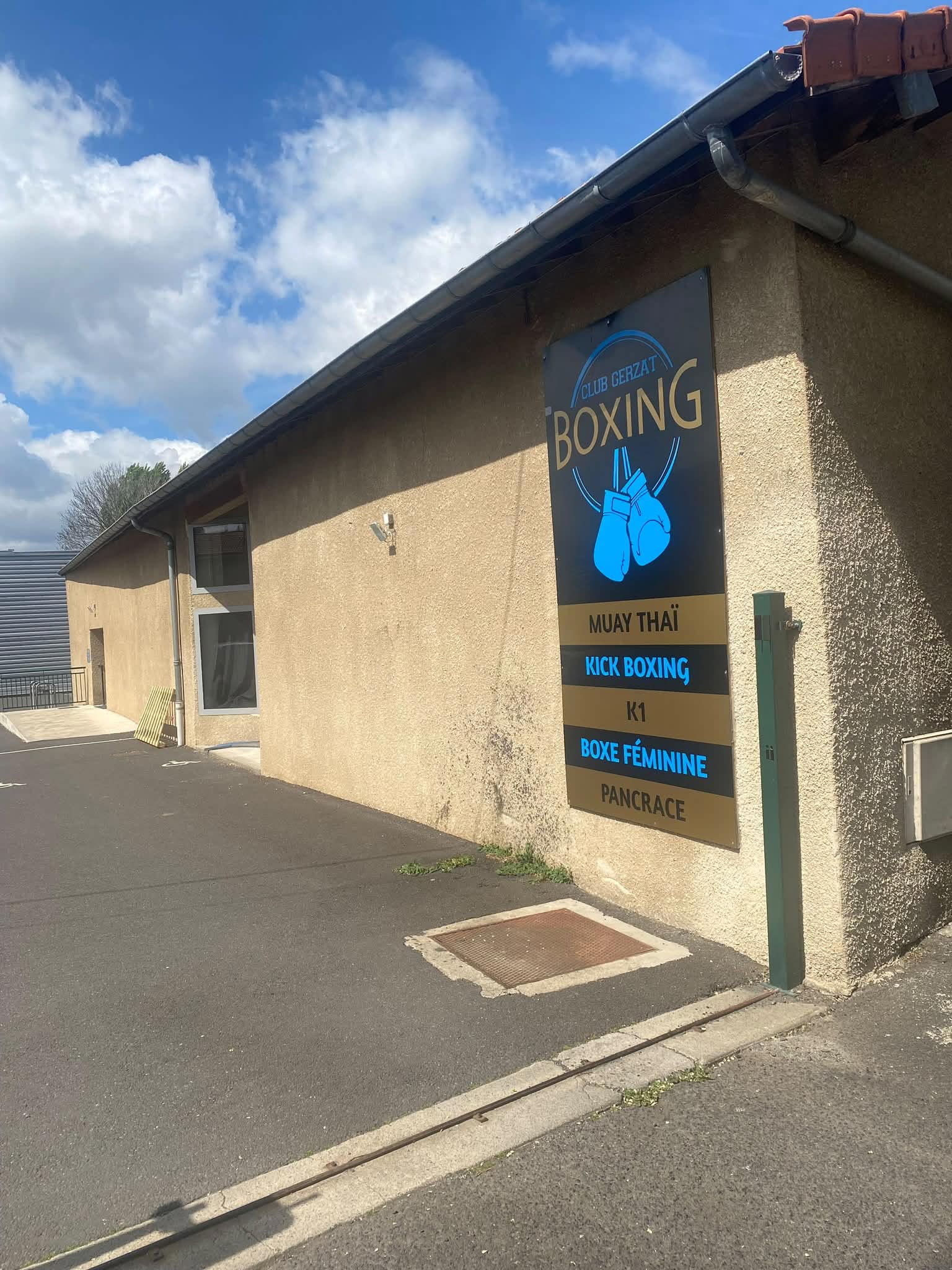 Façade du Gerzat Club Boxing, 14 route d'Aulnat à Gerzat